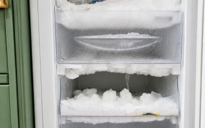 Her er et godt trick til at optø din fryser: Isen forsvinder uden at du behøver at tage stikket ud!